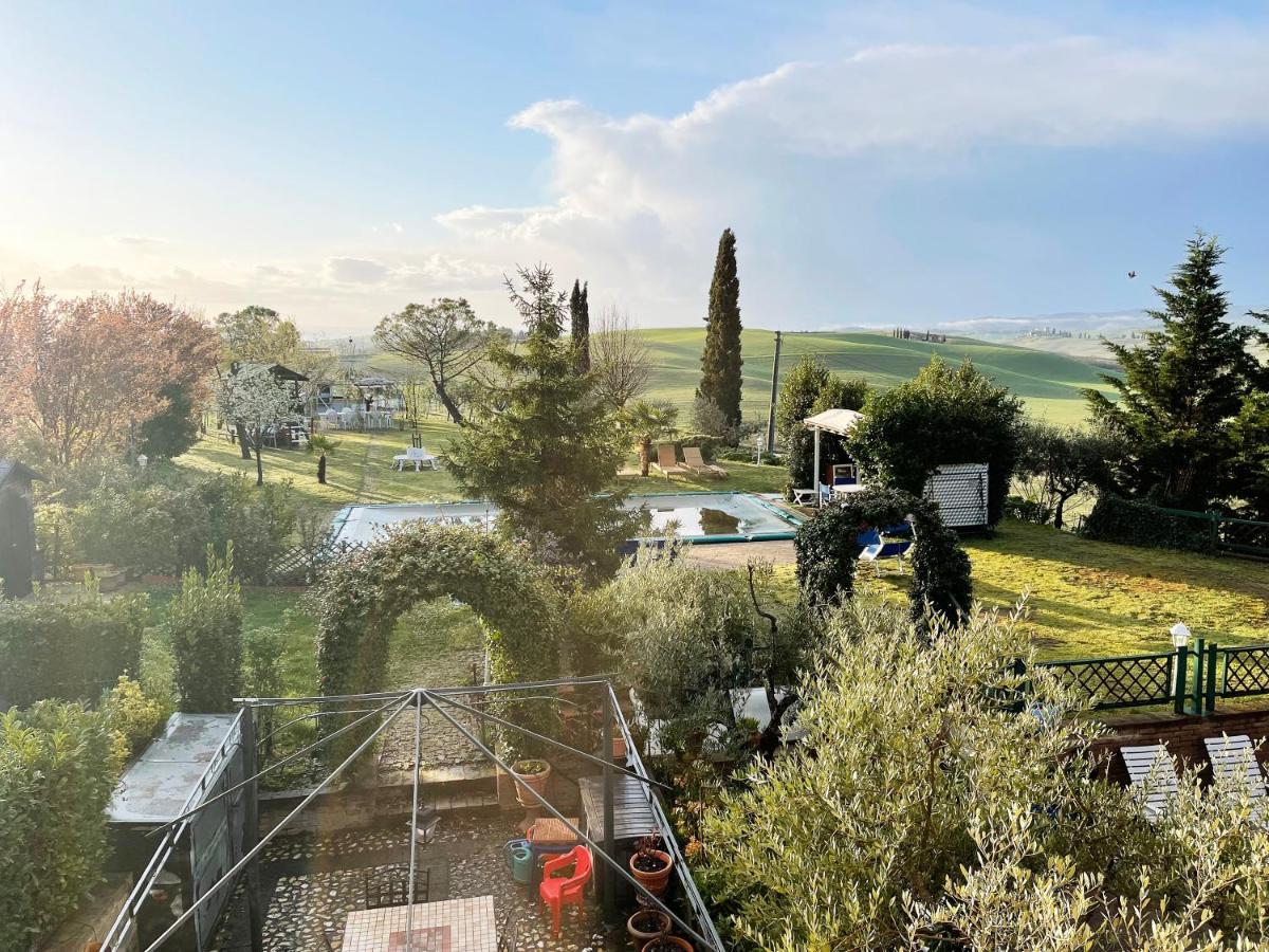 Appartamento Con Piscina E Giardino A Siena Kültér fotó
